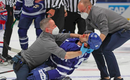 Le staff médical des Maple Leafs a mis la vie de John Tavares en DANGER...