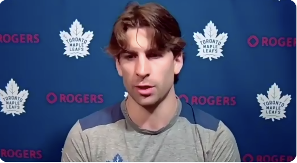 John Tavares confirme que Corey Perry...