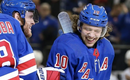 Artemi Panarin rit des rumeurs de transaction le concernant....