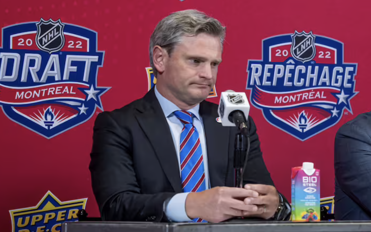 Hockey30 Nick Bobrov passe dans la DÉCHIQUETEUSE de Jean-Charles
