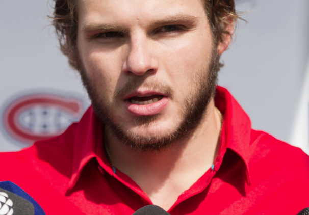 Hockey30 | C'est clair que Alex Galchenyuk sort les bâtons de golf...