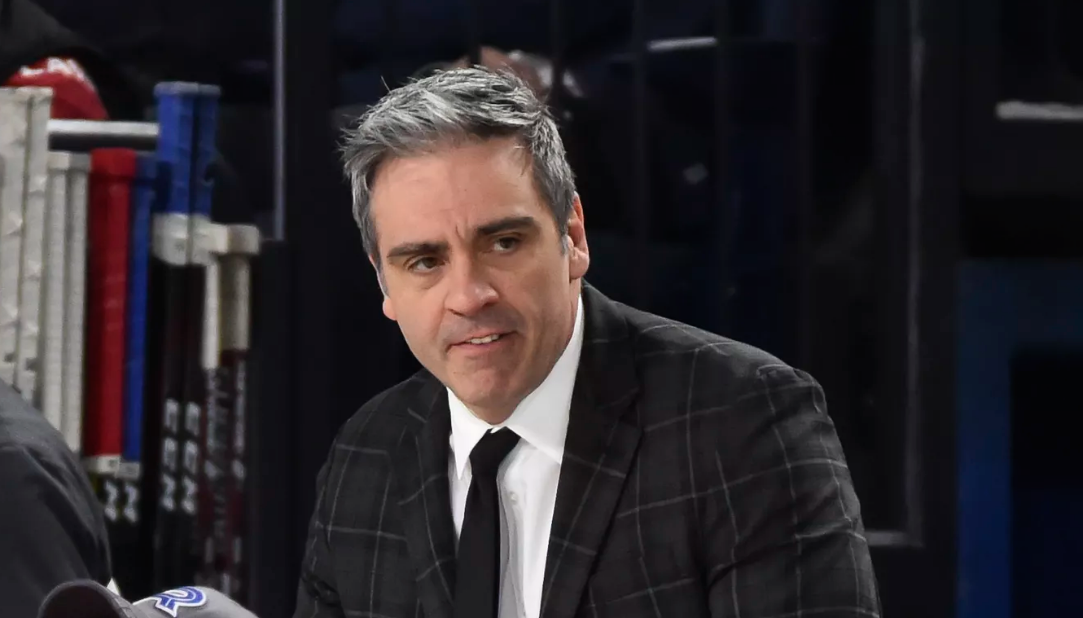 Hockey30 Joël Bouchard comme entraîneur associé...