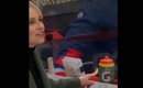Alex Ovechkin boit du Pepsi pendant le match !!!