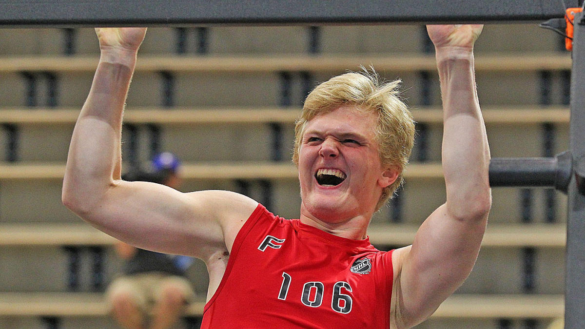 Hockey30 Le nom de Casey Mittelstadt continue d'être lié au Canadien