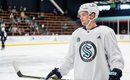 À Seattle... On traite déjà Shane Wright de FLOP....